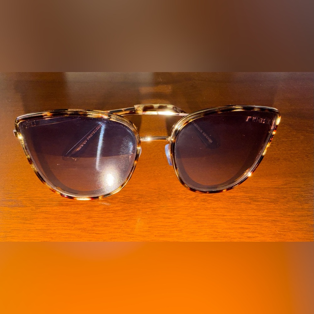 Tortoise Shell Sunglasses - Picture 3 of 5